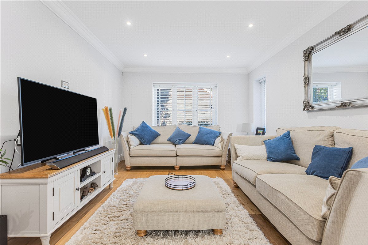 3 bedroom House, Couling Close, Yarnton, OX5 - Available, Image 6