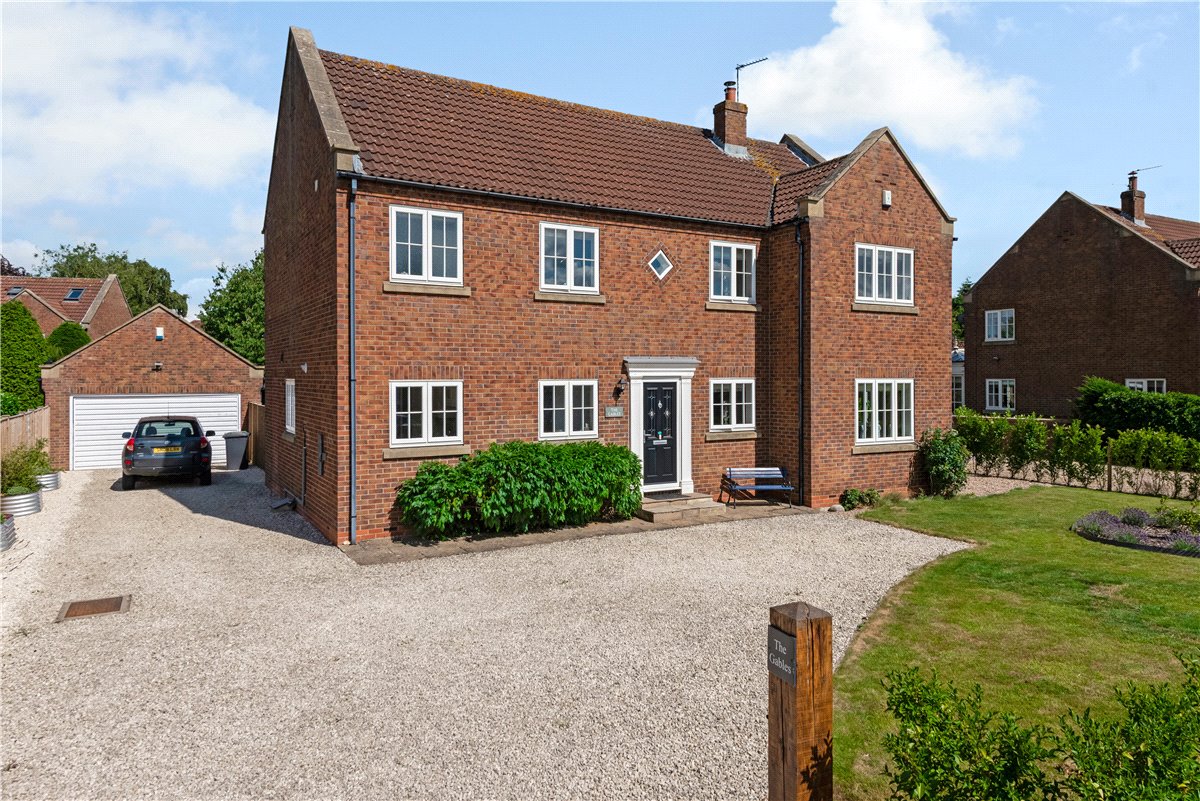 5 bedroom House, Mill Lane, Acaster Malbis, YO23 - Sold