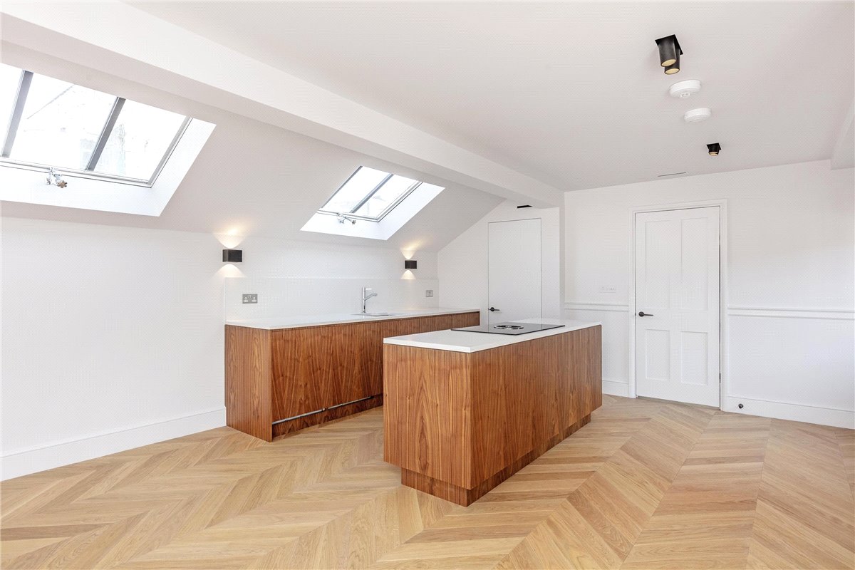 2 bedroom Flat, Weymouth Mews, Marylebone, W1G - Available, Image 6