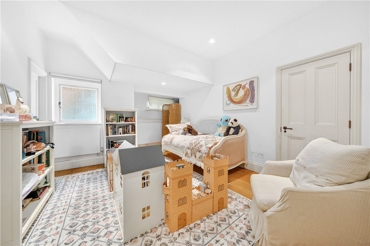 4 bedroom Maisonette, Harrington Gardens, South Kensington, SW7 - Available, Image 13