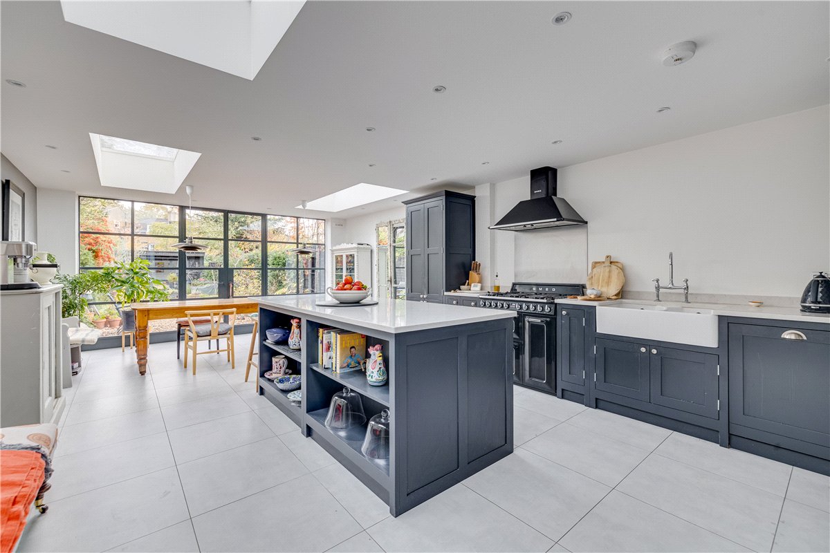 4 bedroom House, Althorp Road, Bellevue Village, SW17 - Sold