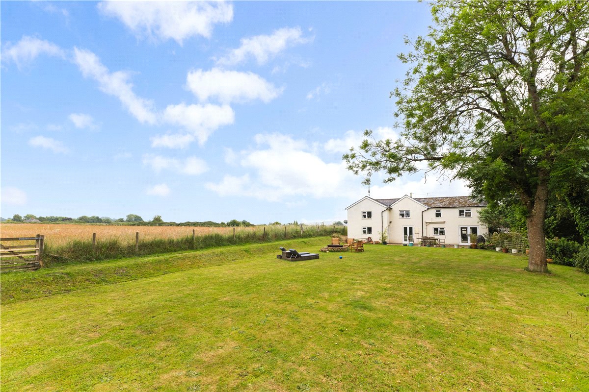 4 bedroom House, Knowle, Pewsey, SN9 - Sold STC, Image 1