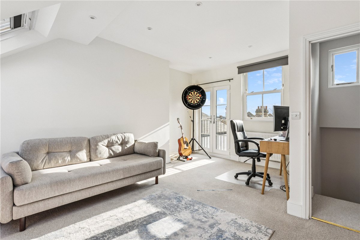 5 bedroom House, Cathles Road, London, SW12 - , Image 6