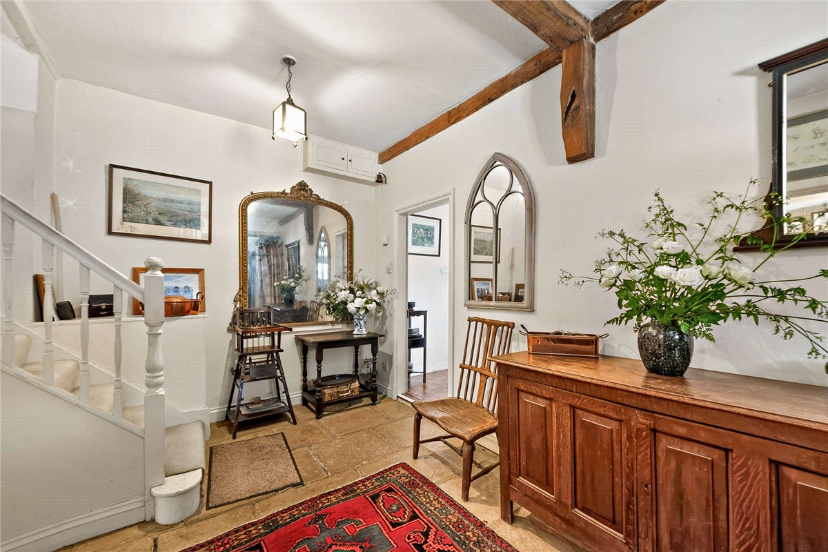 5 bedroom House, Sheepdrove Hill, Lambourn, RG17 - Available, Image 8