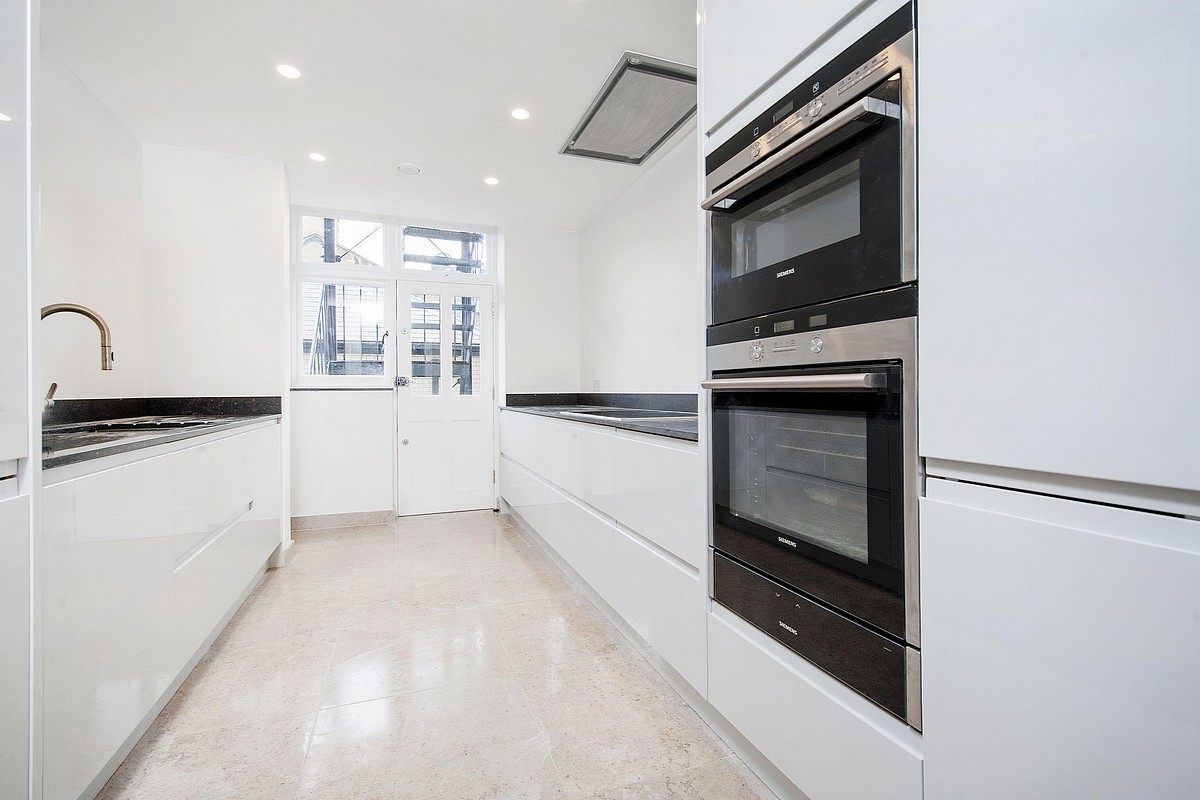 3 bedroom Flat, Weymouth Street, Marylebone, W1G - Available, Image 6