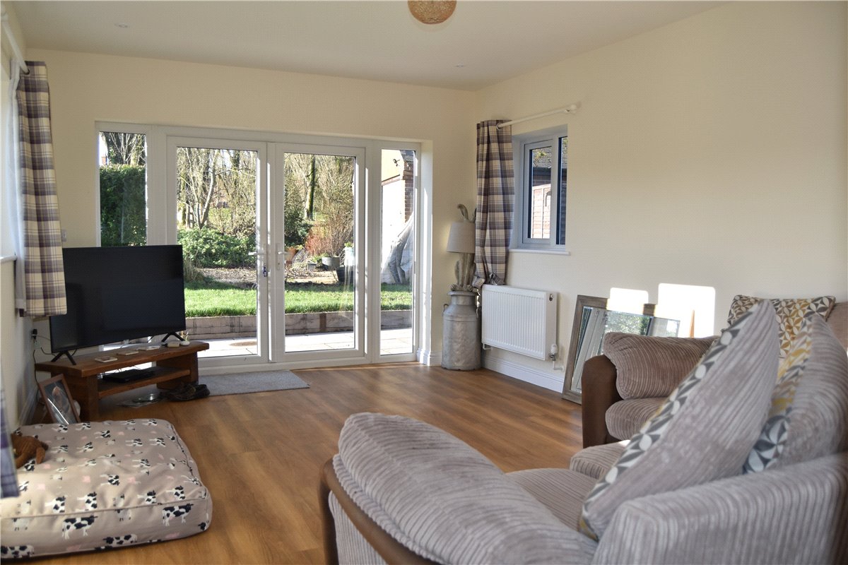 3 bedroom House, North Oakley, Tadley, RG26 - , Image 1