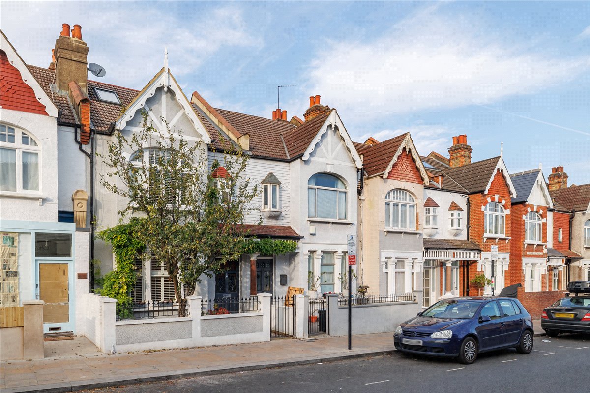 4 bedroom House, Replingham Road, London, SW18 - Sold, Image 2