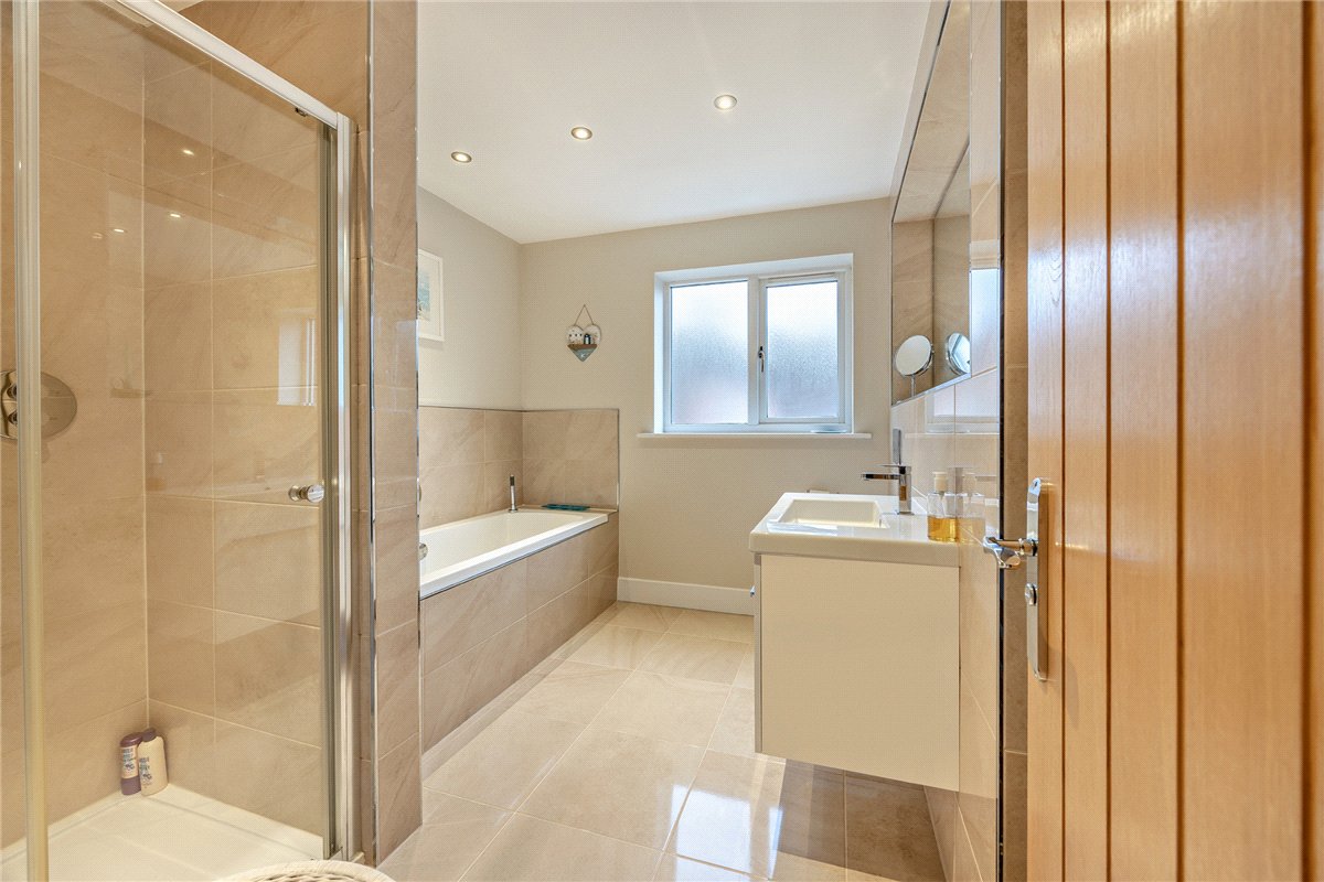 5 bedroom House, Thornford Road, Crookham Common, RG19 - Sold STC, Image 11