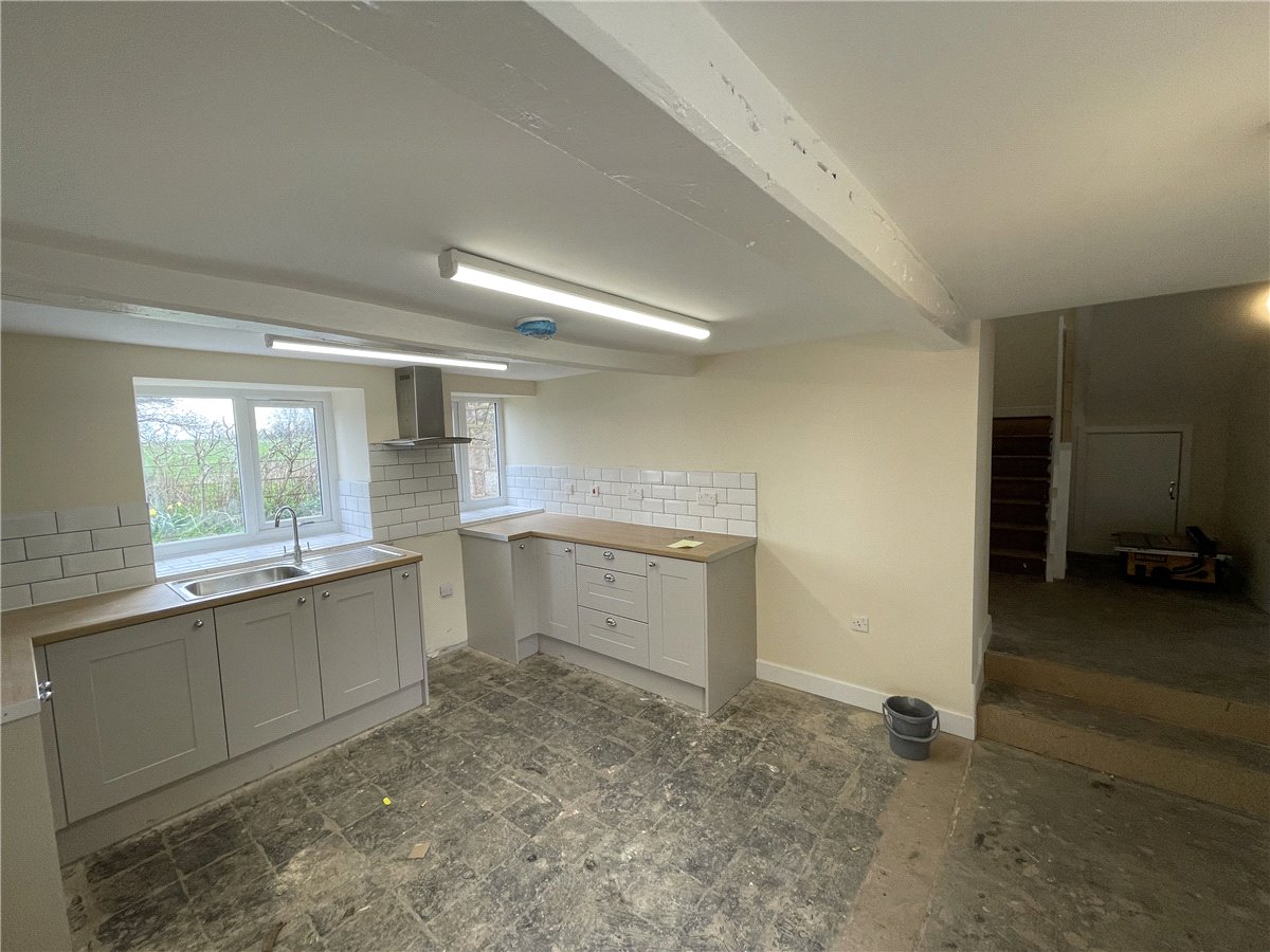 3 bedroom Cottage, Denbigh, Denbighshire, LL16 - Available, Image 9