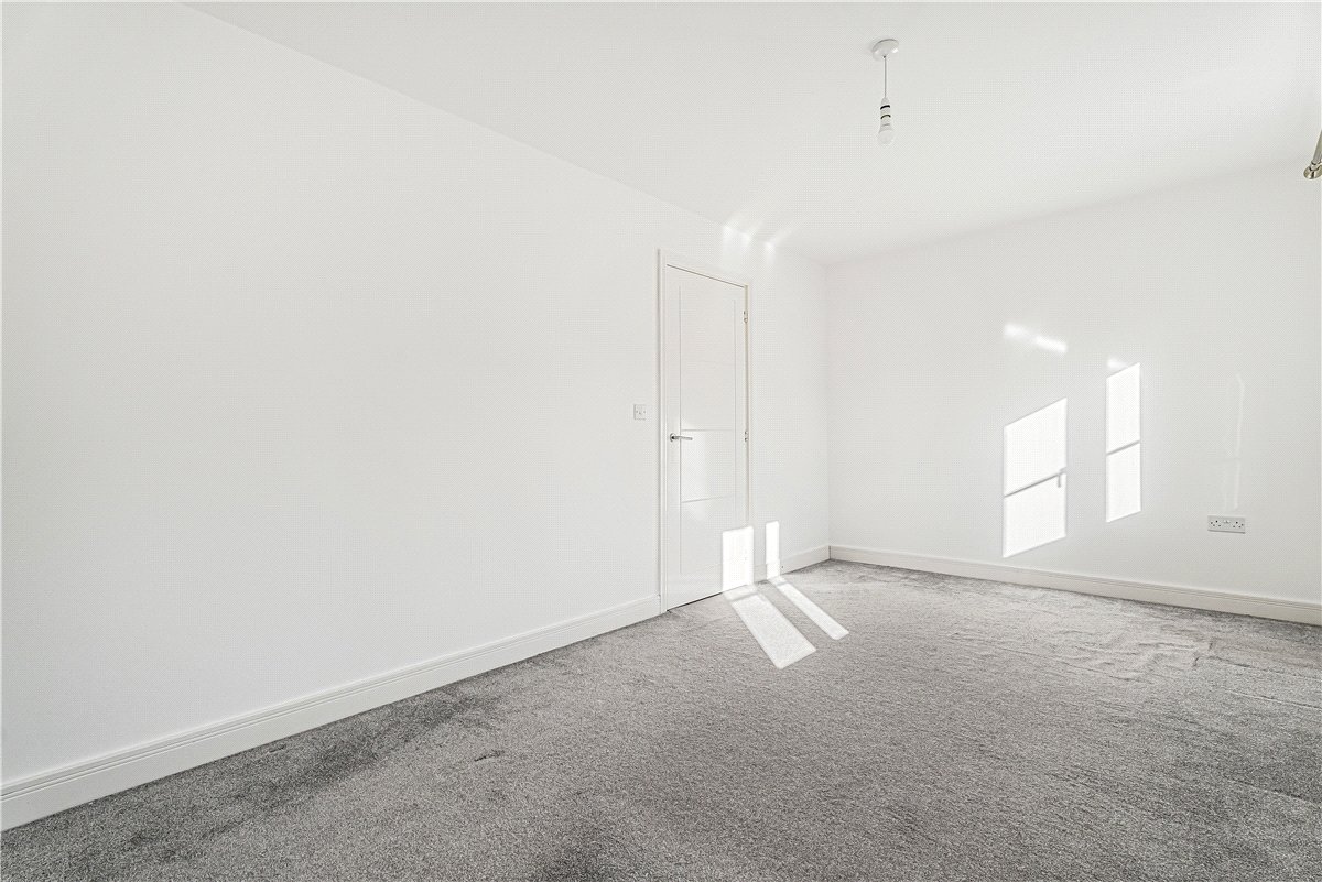 3 bedroom House, Dragonfly Crescent, Biddenham, MK40 - Available, Image 13