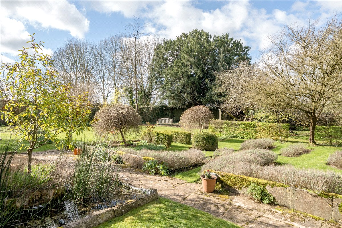 7 bedroom House, Neston, Corsham, SN13 - Available, Image 4