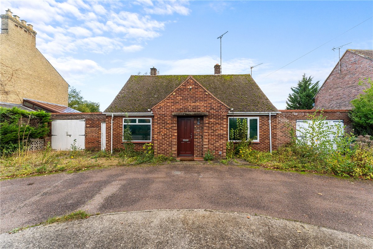2 bedroom Bungalow, Histon Road, Cambridge, CB4 - Sold