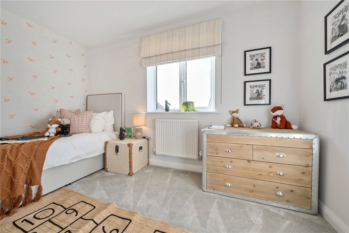 4 bedroom House, Bishops Green, Newbury, RG20 - Available, Image 3