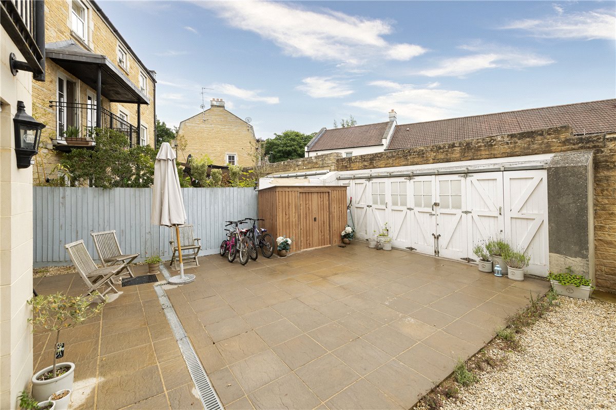 4 bedroom House, Eveleigh Avenue, Bath, BA1 - , Image 16