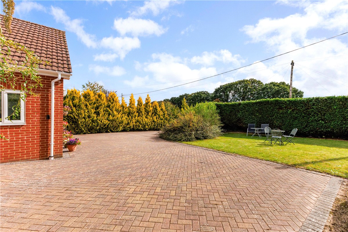 3 bedroom House, Eastsands, Burbage, SN8 - Sold STC, Image 18