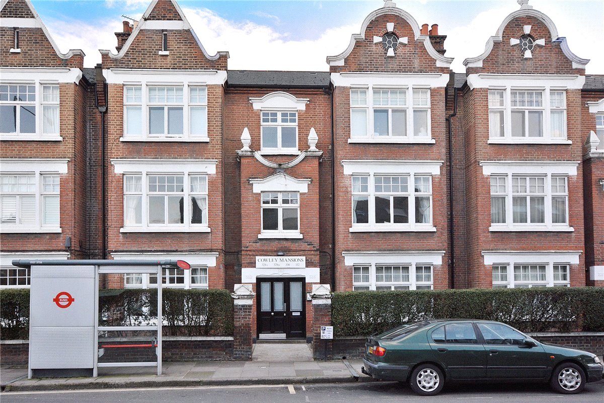 1 bedroom Flat, Mortlake High Street, London, SW14 - Sold