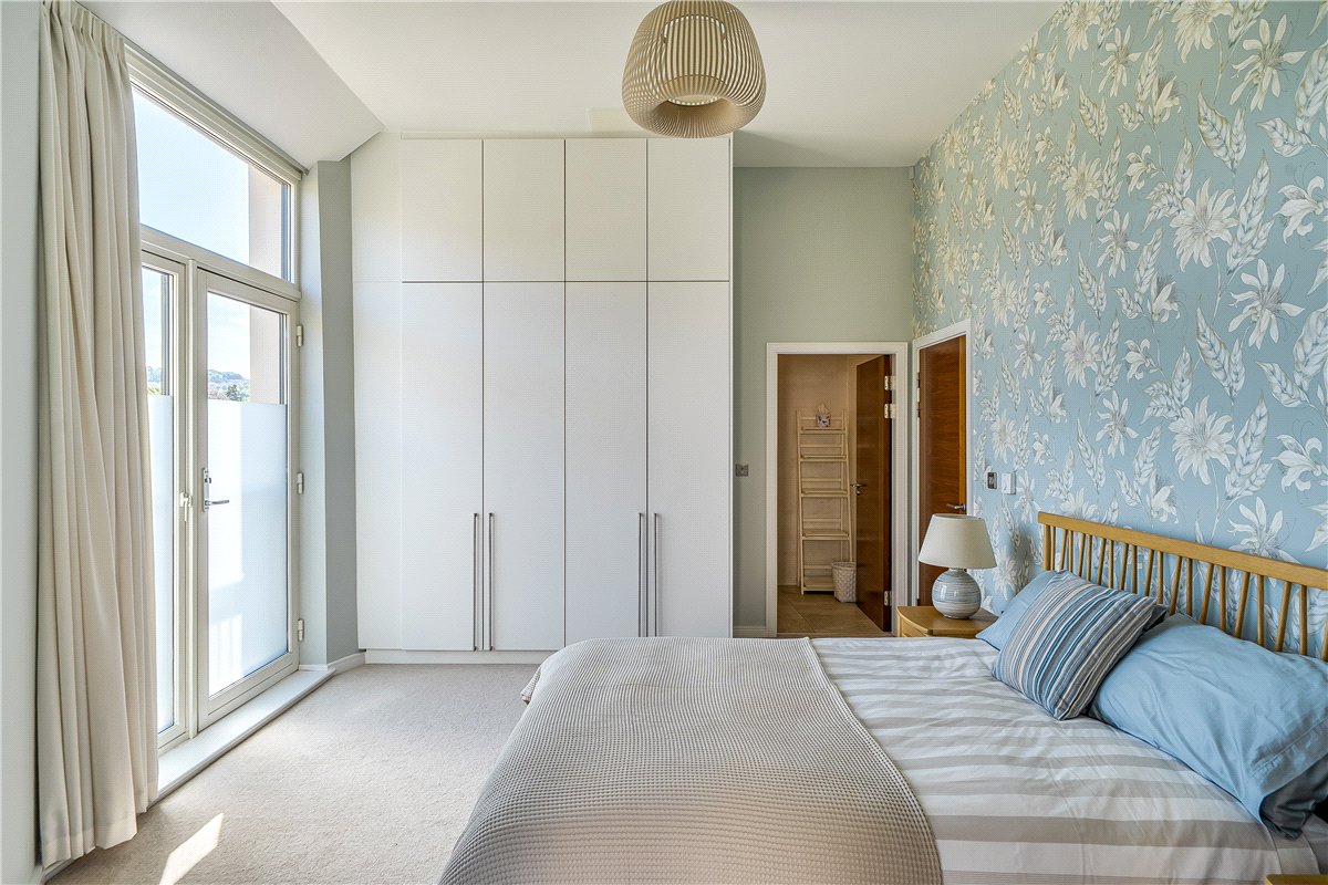 2 bedroom Flat, Western Terrace, Victoria Bridge Road, BA2 - Available, Image 10