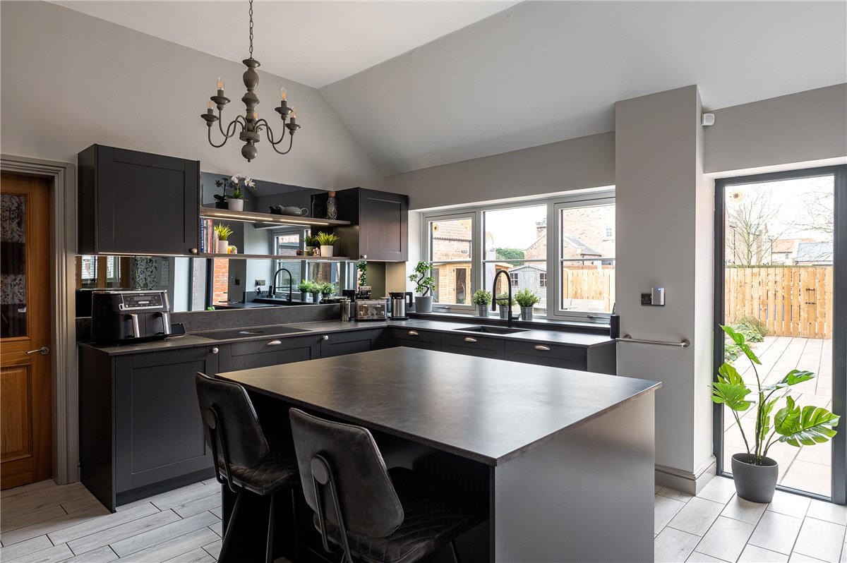 5 bedroom House, Breighton, Selby, YO8 - Sold STC, Image 10