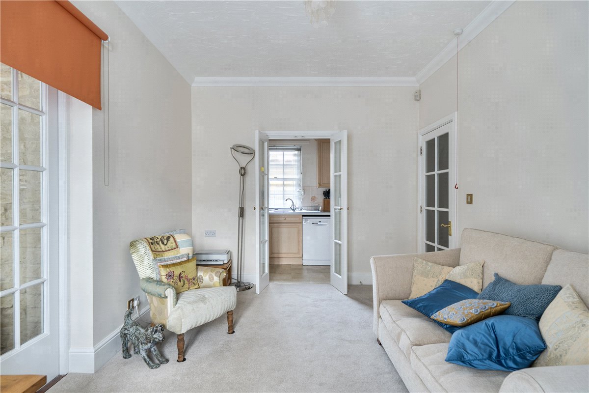 2 bedroom Flat, Sydney Wharf, Bath, BA2 - Available, Image 2