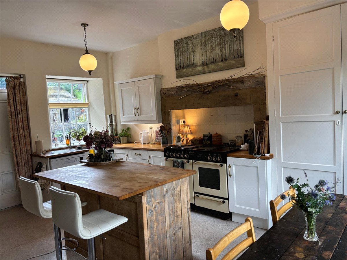 4 bedroom House, Main Street, Burnsall, BD23 - , Image 3