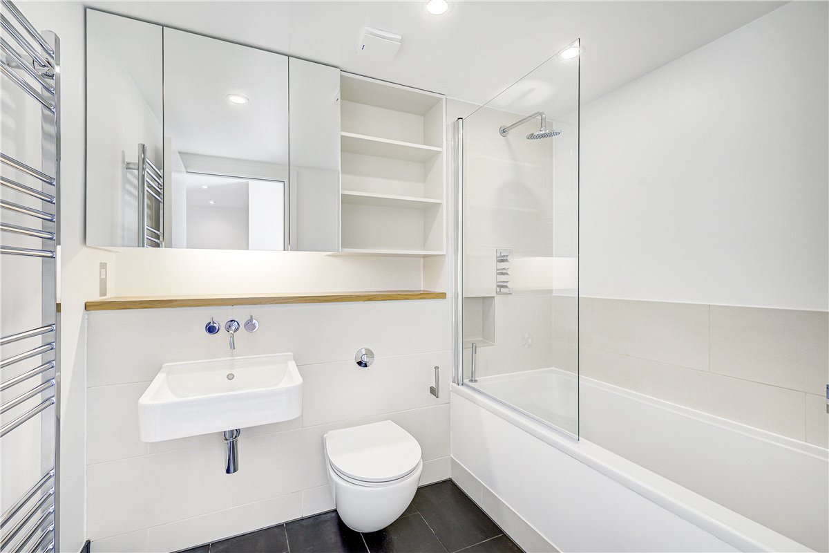3 bedroom House, Cavendish Mews South, Marylebone, W1W - Available, Image 13