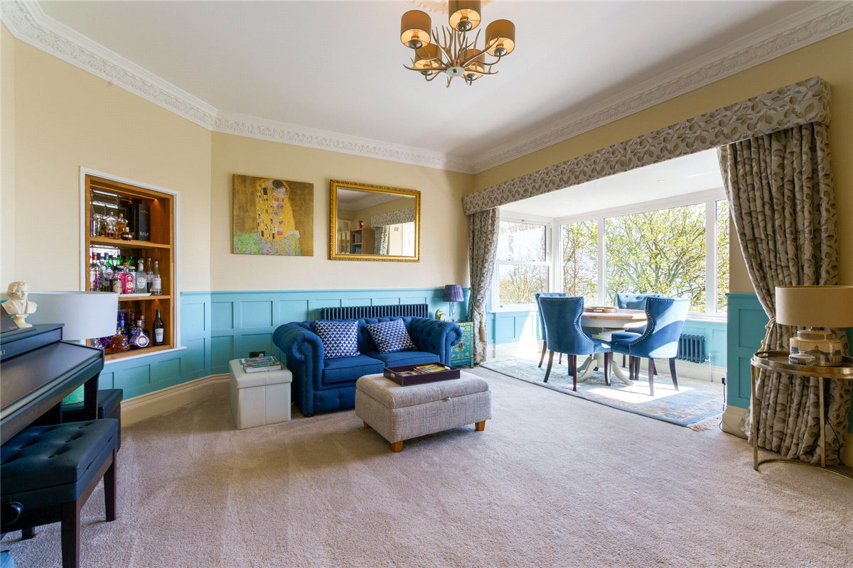 2 bedroom Flat, Holbeck Hill, Scarborough, YO11 - Available, Image 18