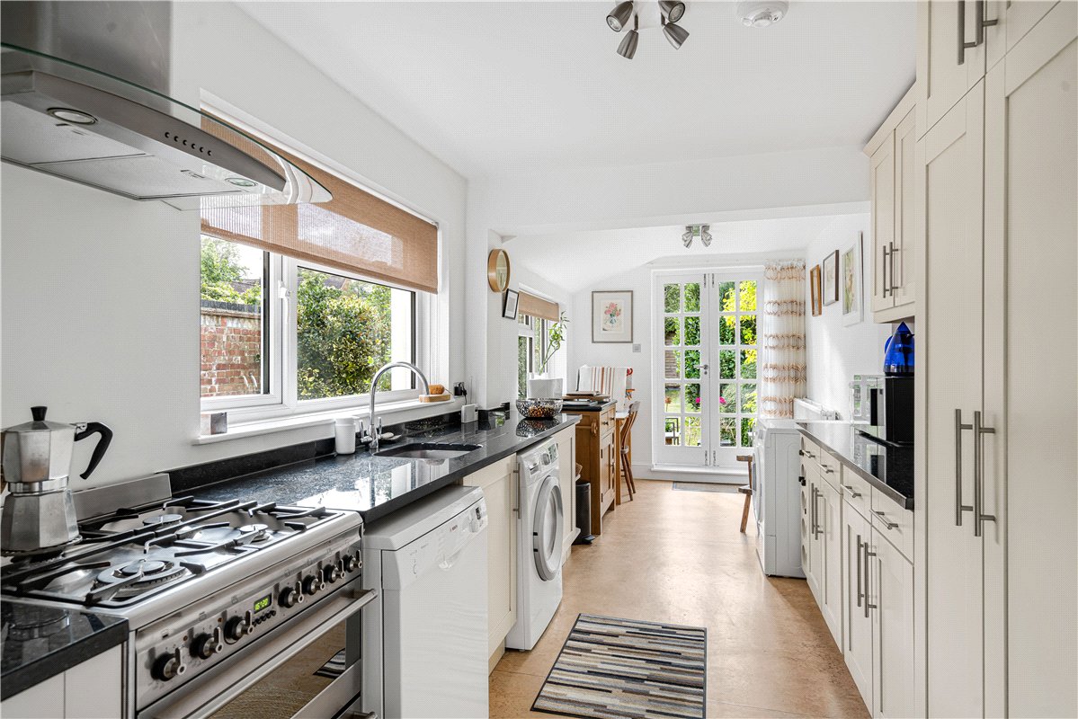 3 bedroom House, Stapleton Road, Headington, OX3 - Available, Image 2