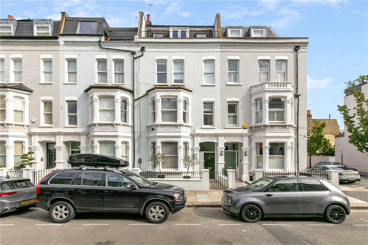 2 bedroom Flat, Waldemar Avenue, London, SW6 - Sold