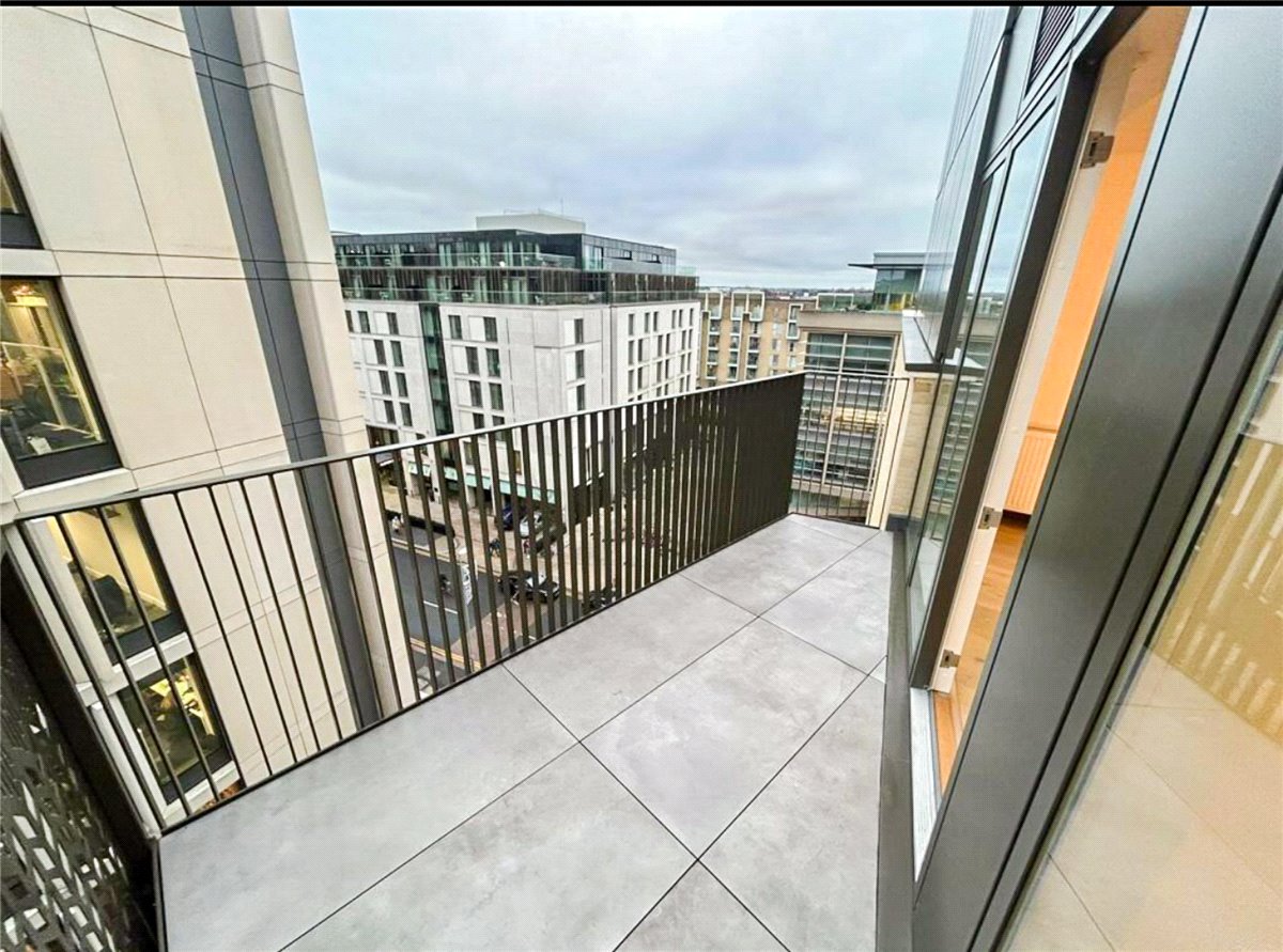 2 bedroom Flat, 4 Station Square, Cambridge, CB1 - Let Agreed, Image 2