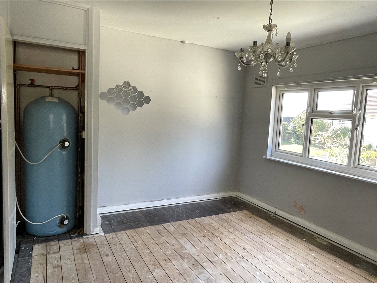 3 bedroom House, Bondfields, Woodborough, SN9 - Sold STC, Image 9