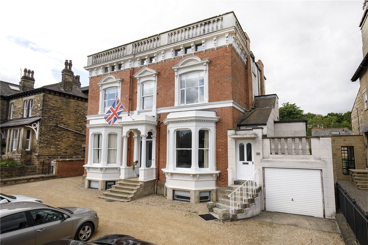 3 bedroom Flat, Leeds Road, Harrogate, HG2 - Available