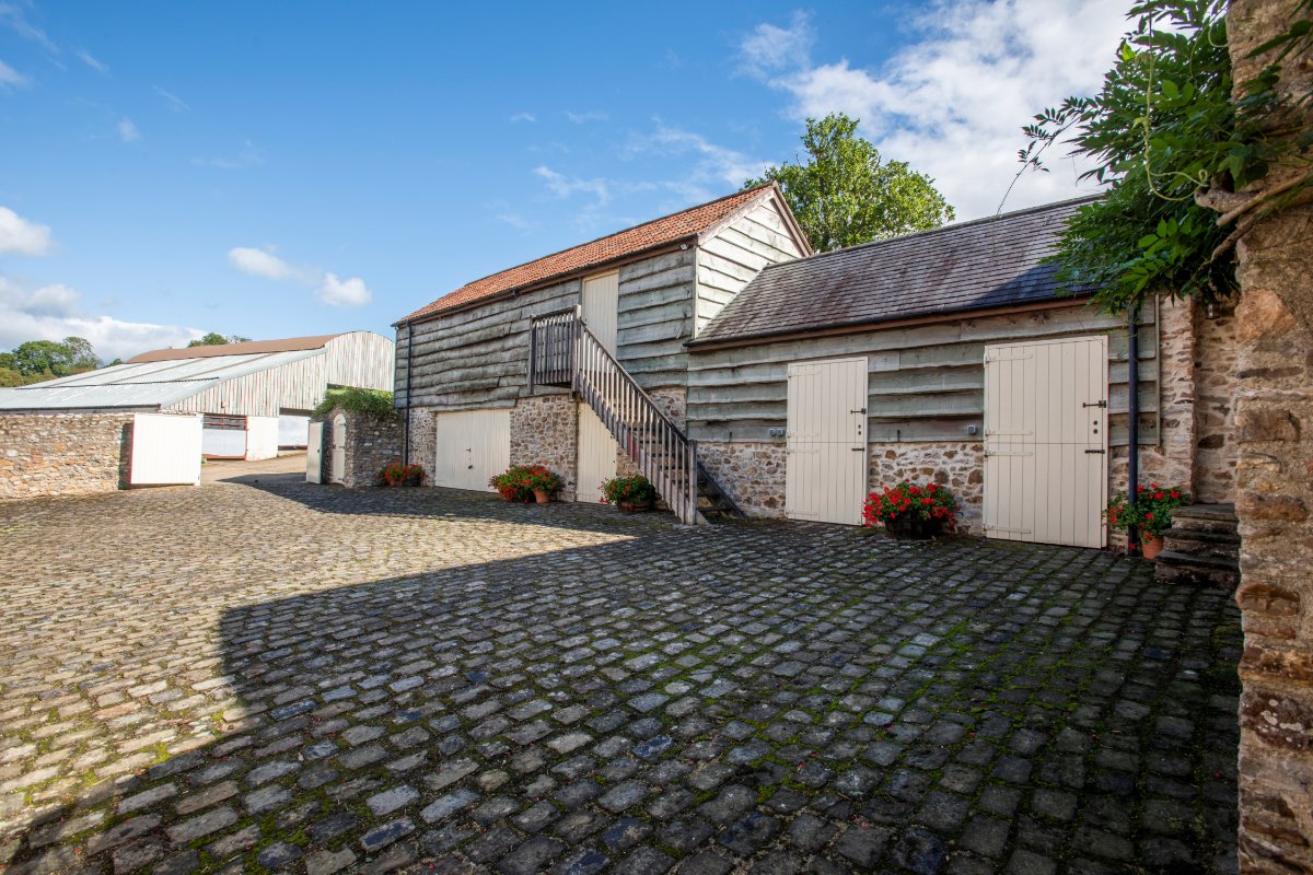 127.45  Farm, Northleigh, Colyton, EX24 - Available, Image 7