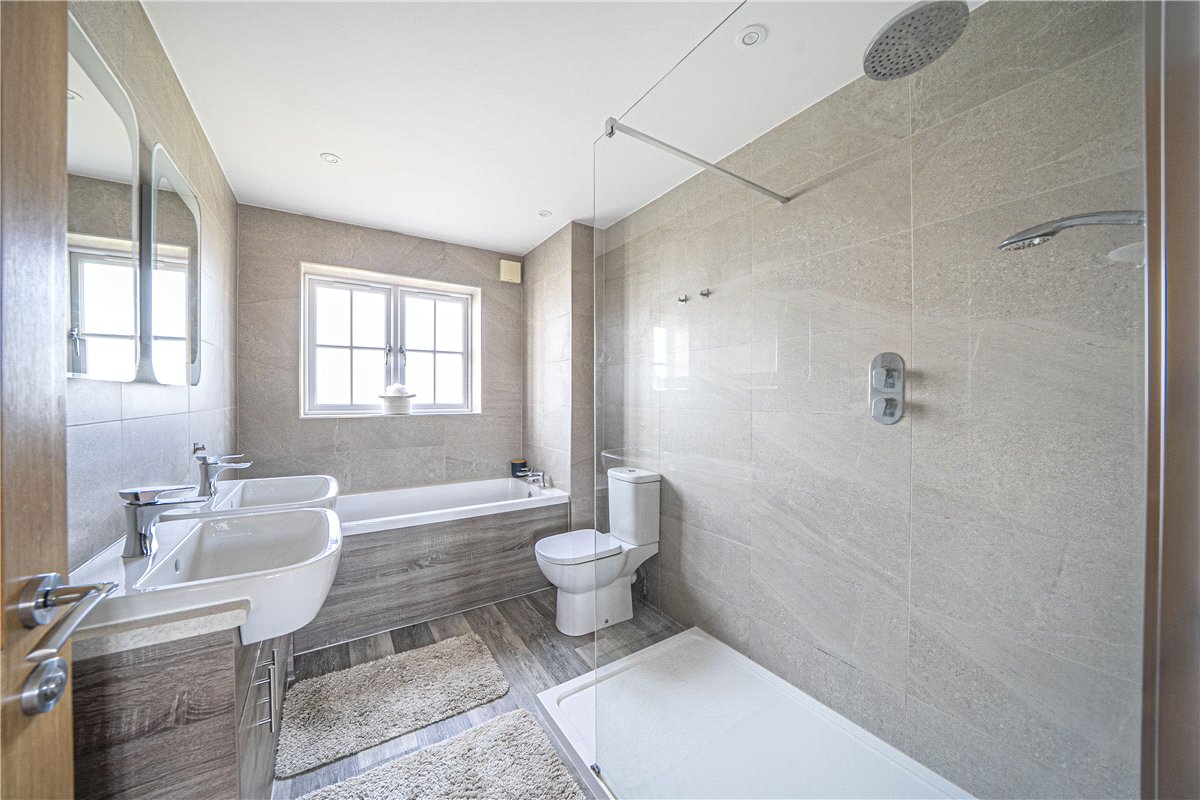 4 bedroom House, Stockbridge Road, Lopcombe, SP5 - Available, Image 2