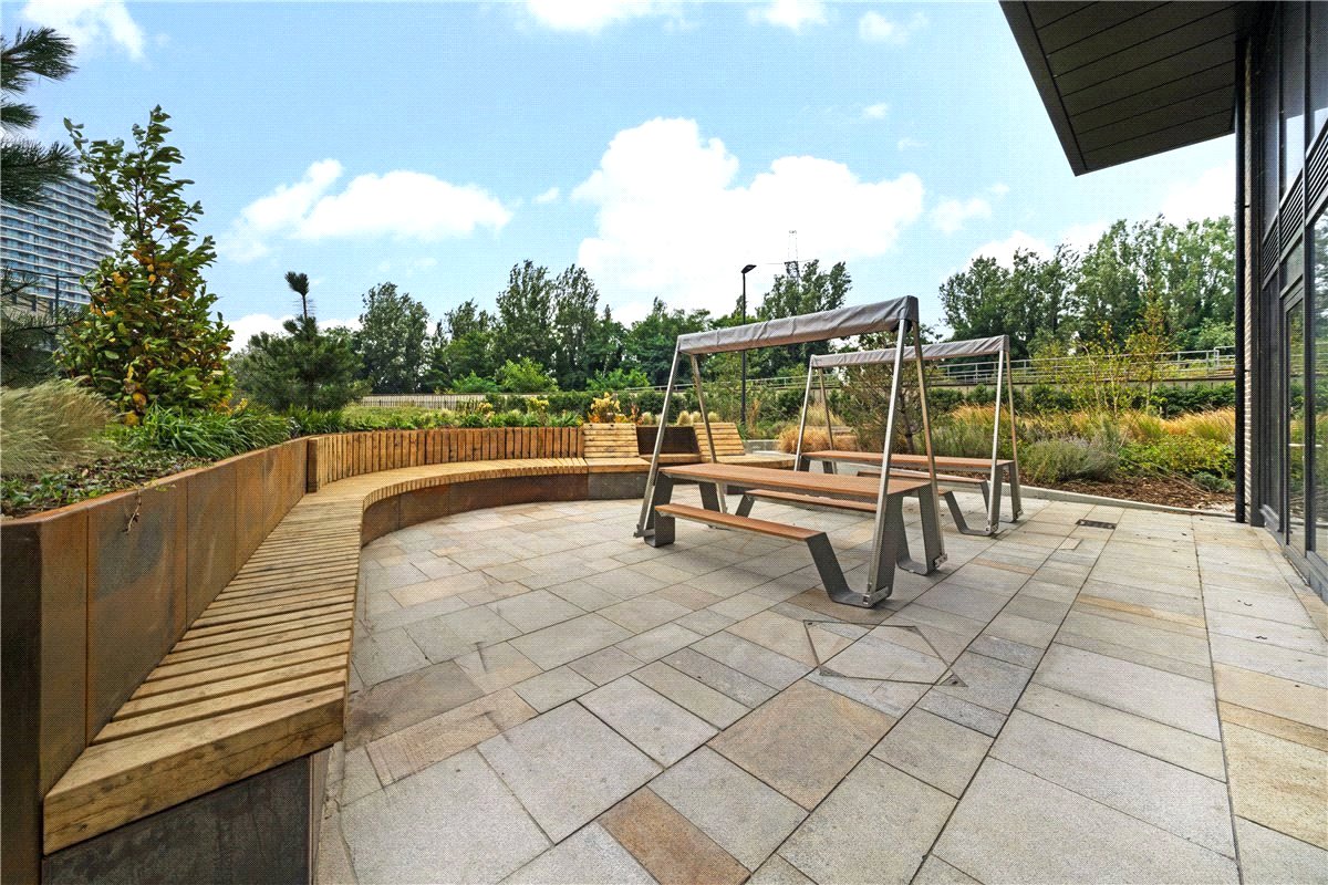 3 bedroom Flat, Heartwell Avenue, London, E16 - Available, Image 15