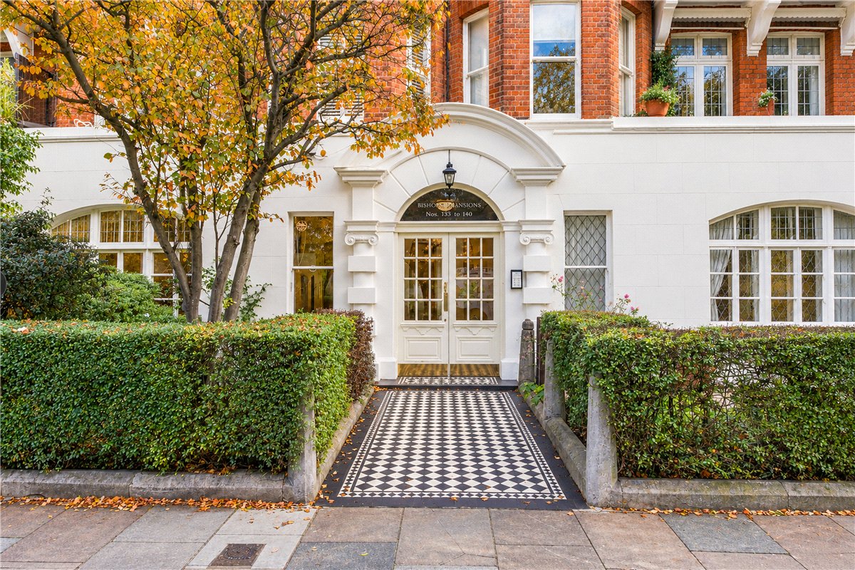 3 bedroom Flat, Bishops Mansions, Stevenage Road, SW6 - Available, Image 12