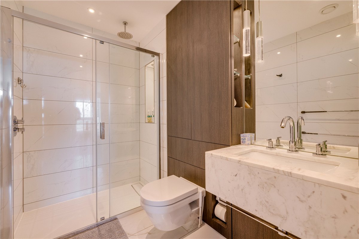 2 bedroom Flat, Montpellier House, 17 Glenthorne Road, W6 - Let Agreed, Image 2