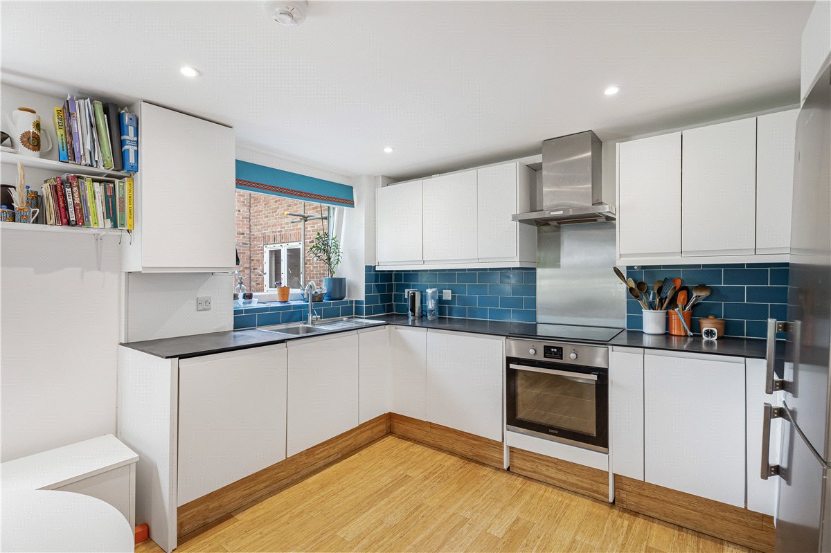 2 bedroom Flat, Binsey Lane, Oxford, OX2 - Let Agreed, Image 1