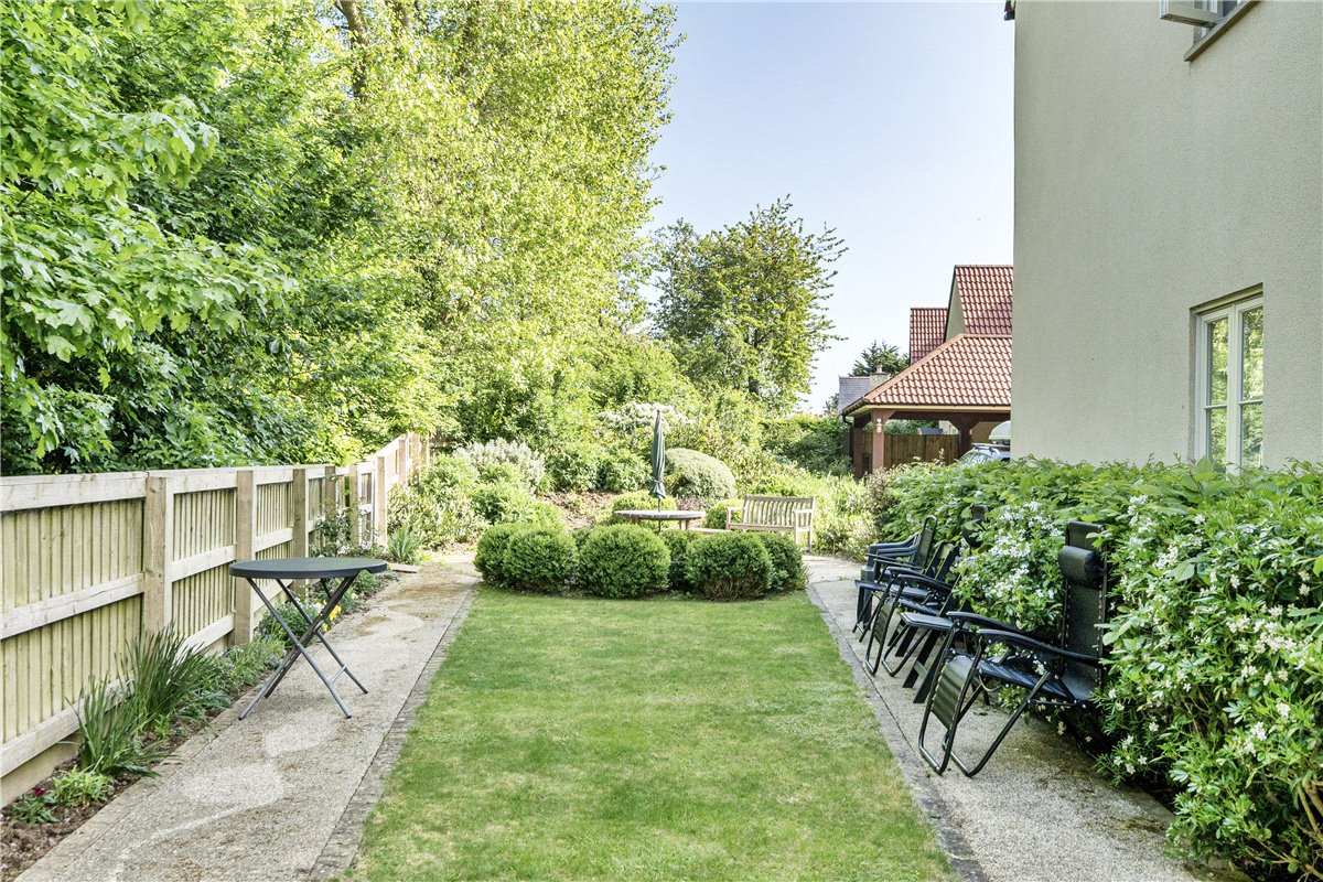 2 bedroom Flat, Fortescue Street, Norton St. Philip, BA2 - Available, Image 2