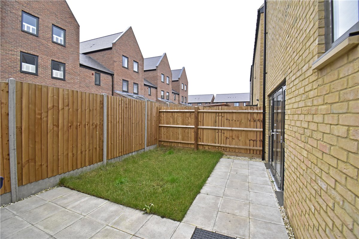 4 bedroom House, Plymouth Close, Cambridge, CB3 - , Image 10