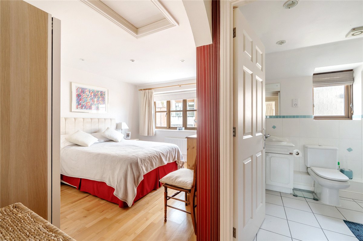3 bedroom House, Cromwell Court, Marlborough, SN8 - Available, Image 13
