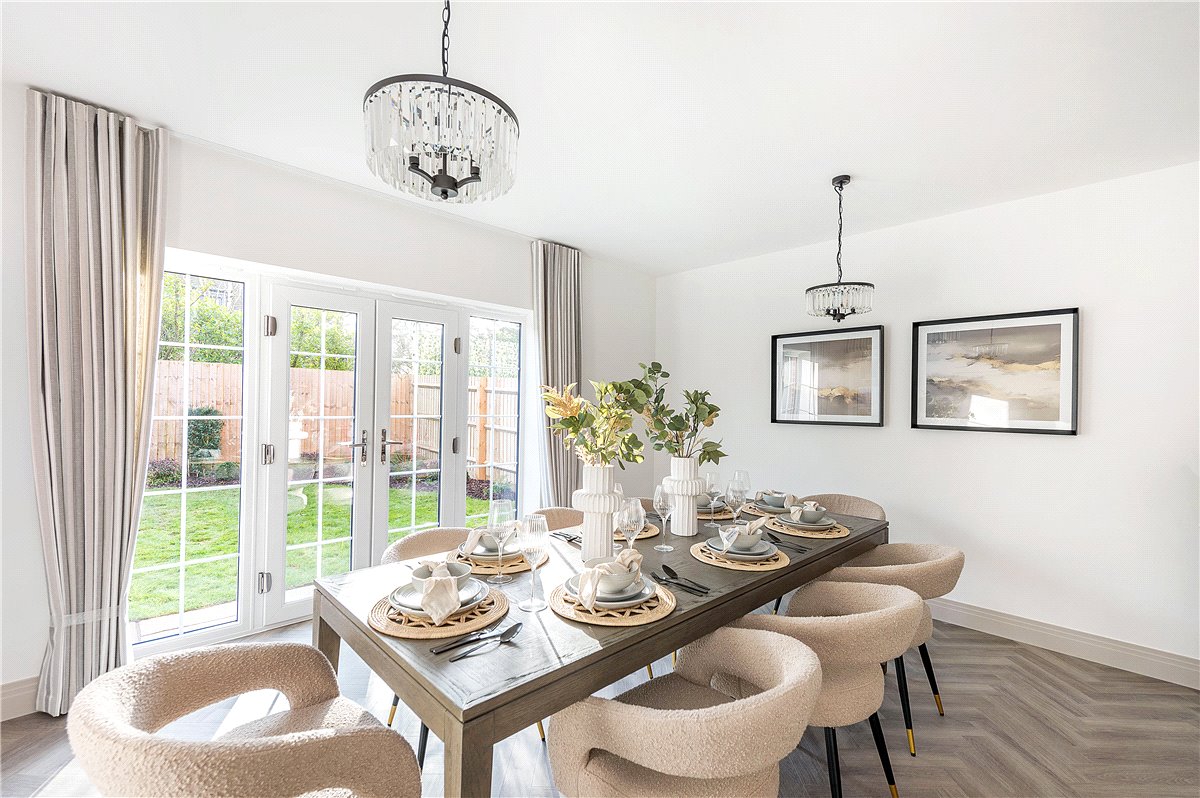 5 bedroom House, Oakfields, Preston, SG4 - Sold, Image 17