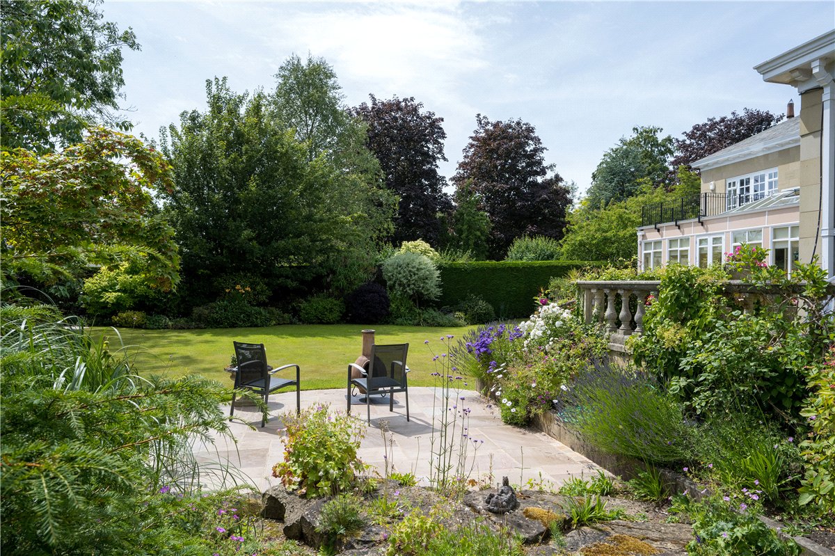 6 bedroom House, Crag Lane, Huby, LS17 - Available, Image 3