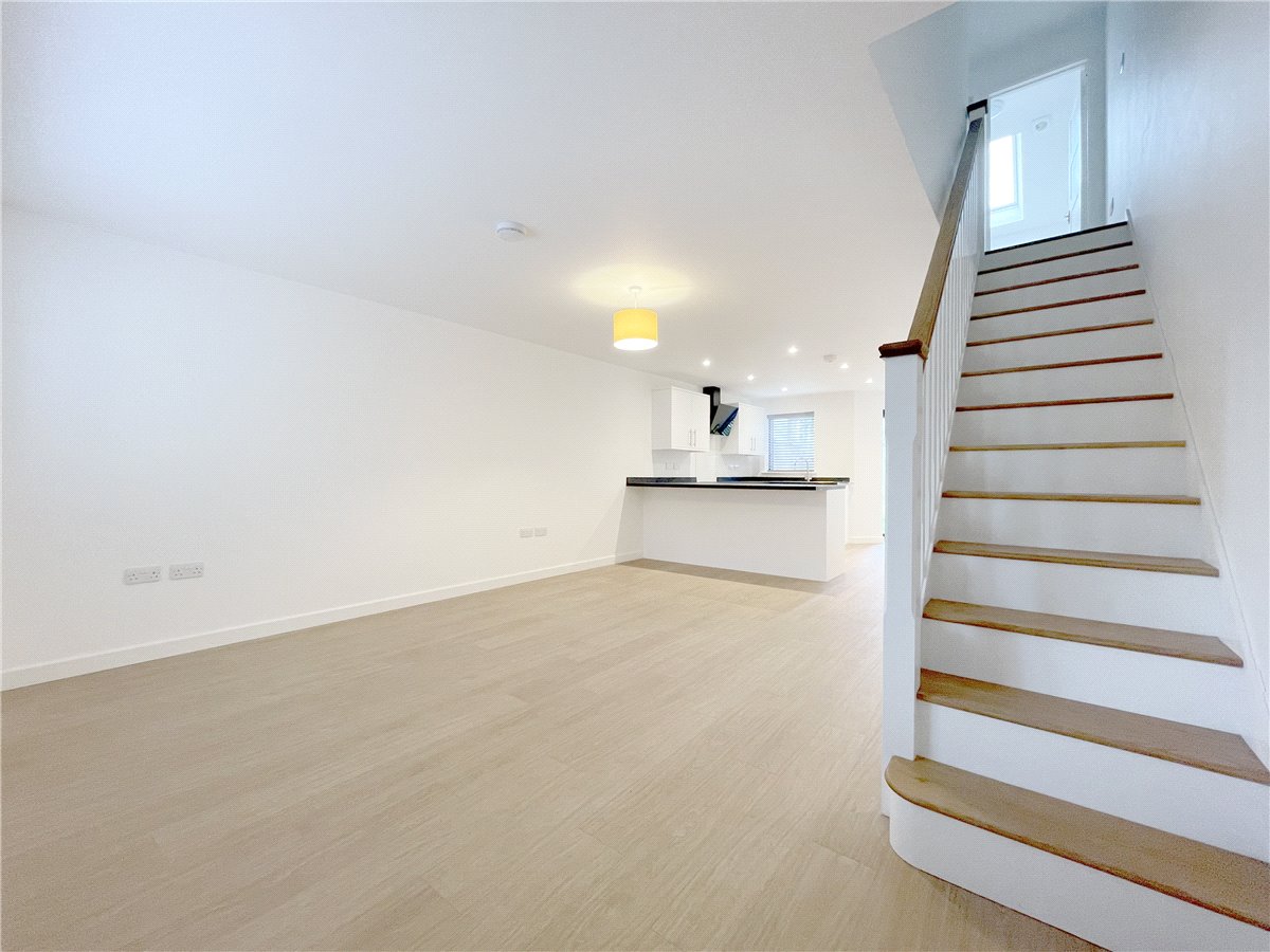 2 bedroom House, North Street, Cambridge, CB4 - , Image 4