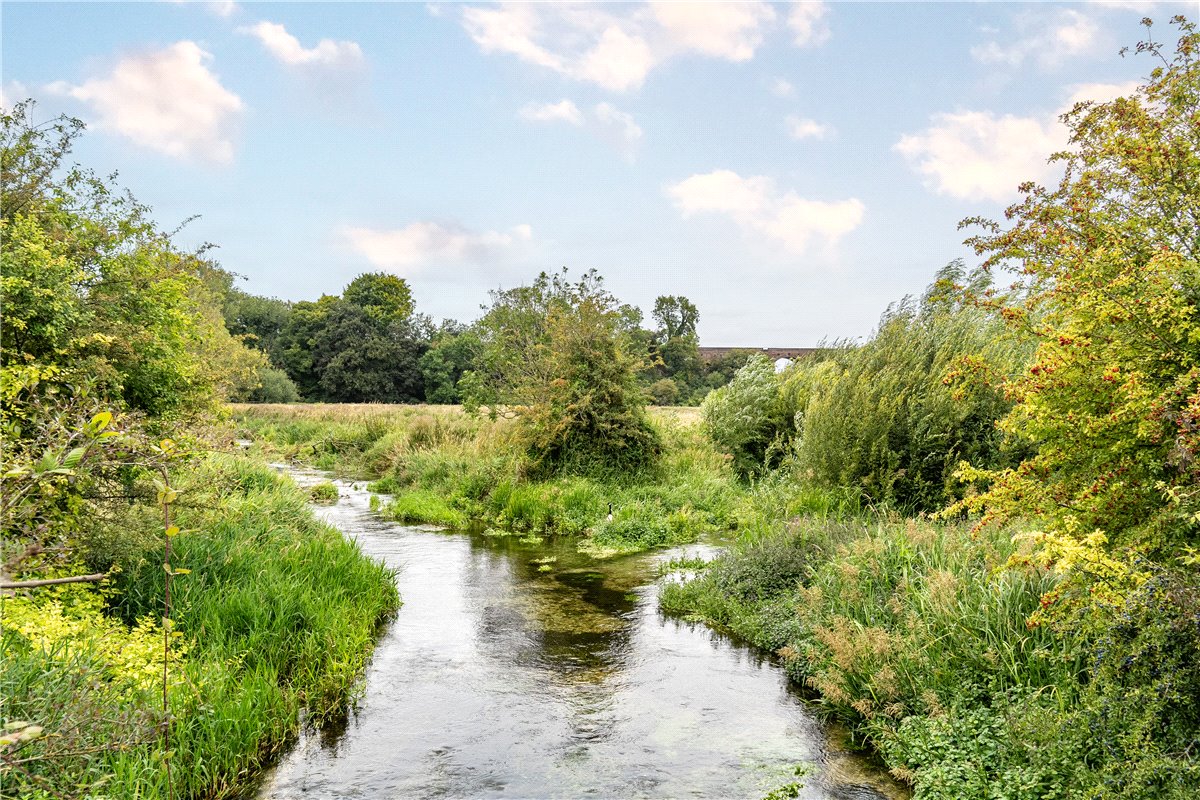 4 bedroom Barn Conversion, Hurstbourne Priors, Whitchurch, RG28 - Available, Image 2