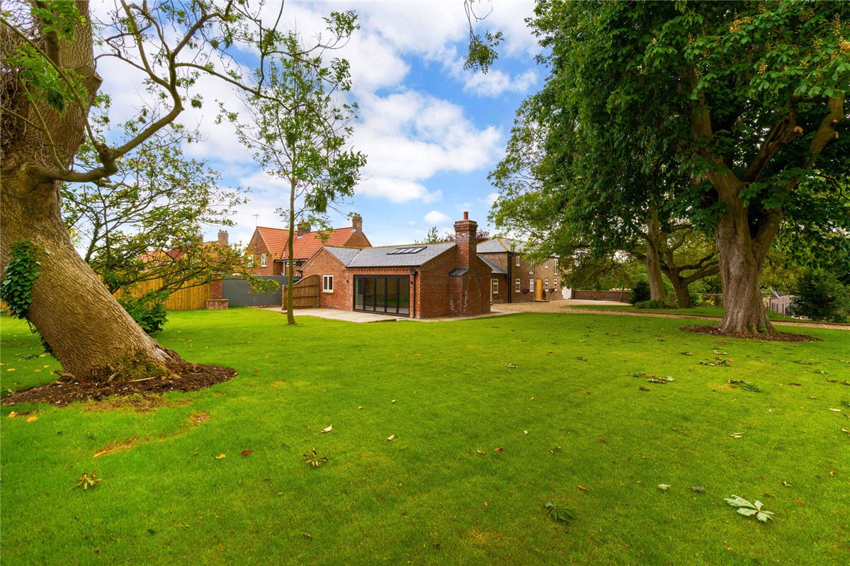 4 bedroom Barn Conversion, The Stables, North Dalton, YO25 - Available, Image 18