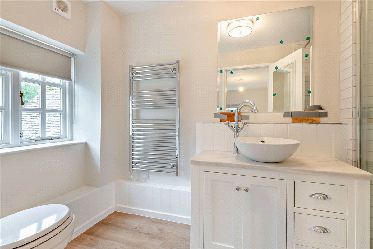5 bedroom House, Upper Green, Inkpen, RG17 - Let Agreed, Image 9