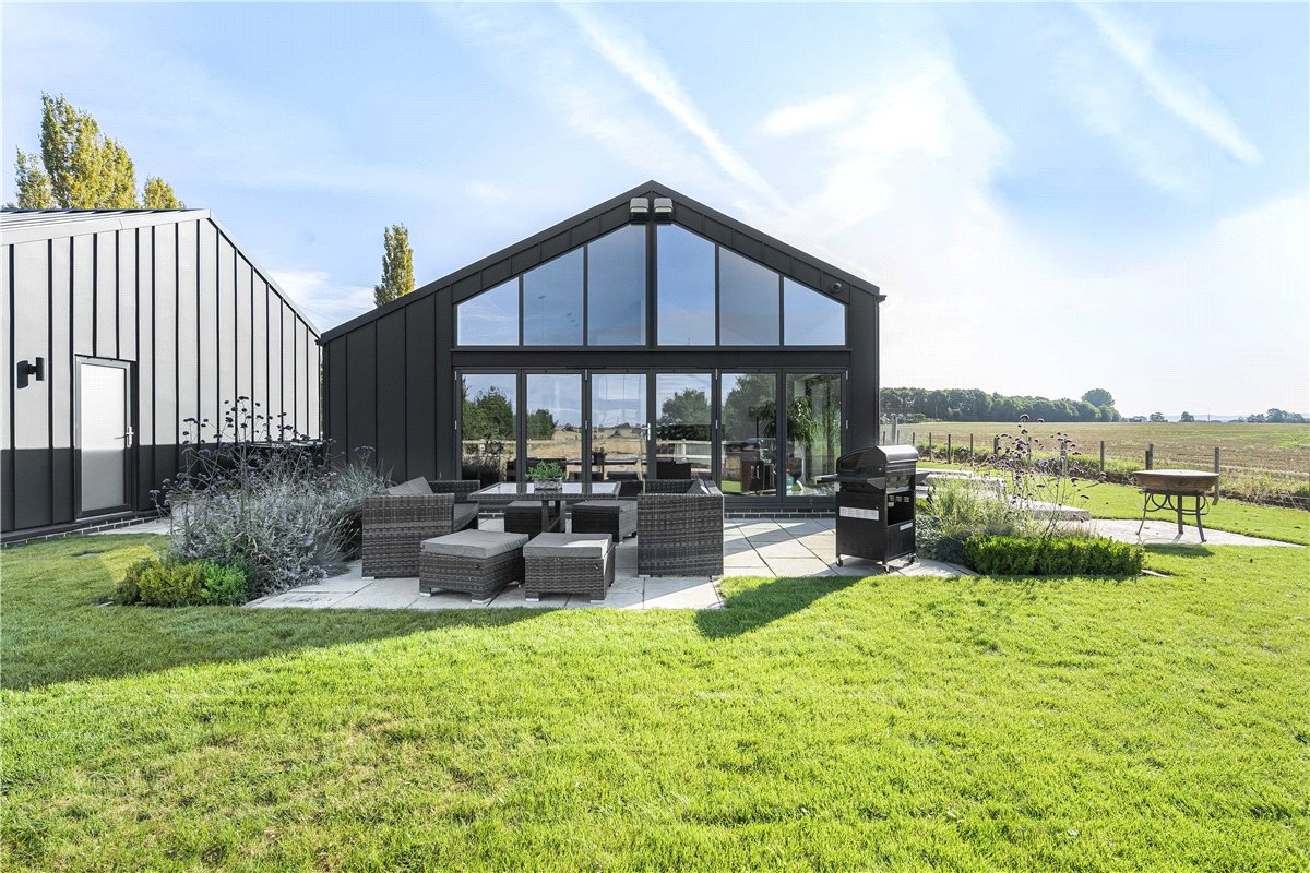 3 bedroom Barn Conversion, Rectory Road, Great Haseley, OX44 - Available, Image 27