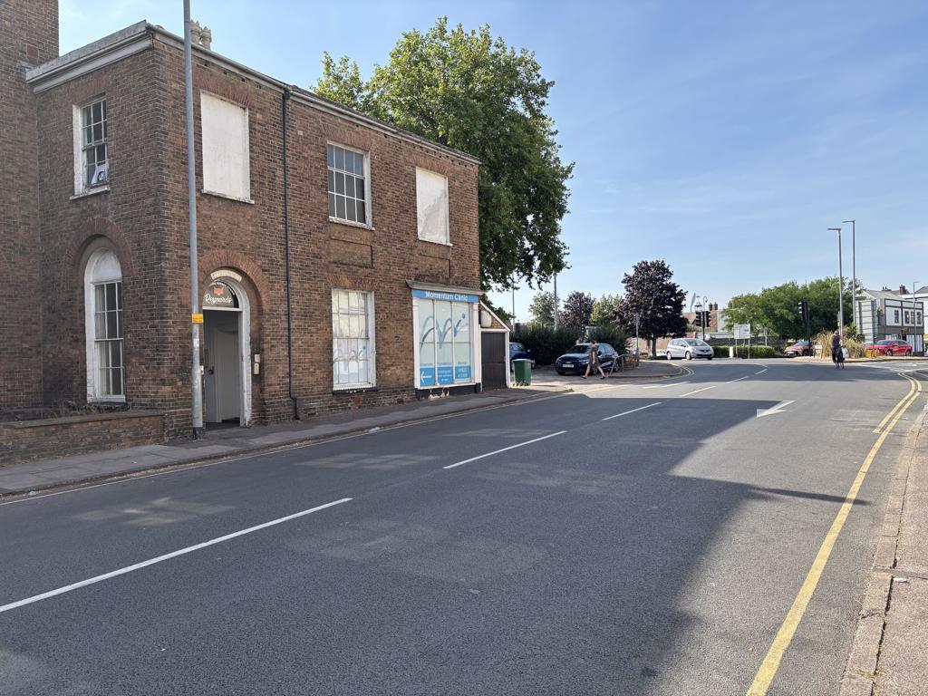 744 Sq Ft, Silver Street, Taunton, TA1 - Available, Image 8