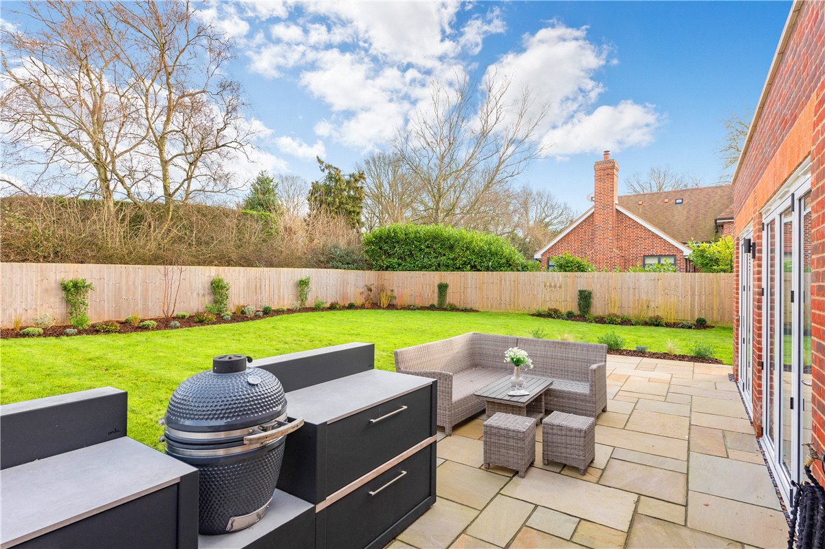 5 bedroom House, Oakfields, Preston, SG4 - Sold, Image 21