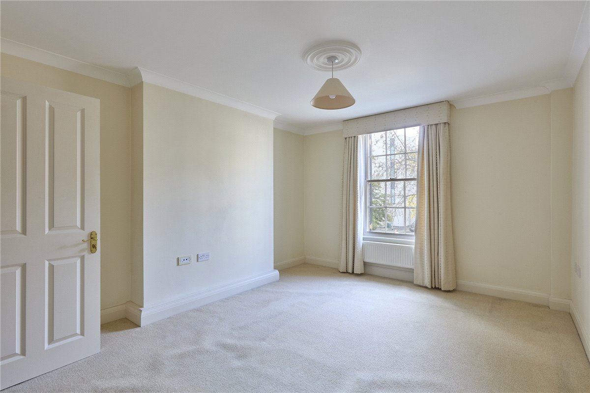 2 bedroom Flat, Felbrigge House, 39 Hills Road, CB2 - Sold, Image 5